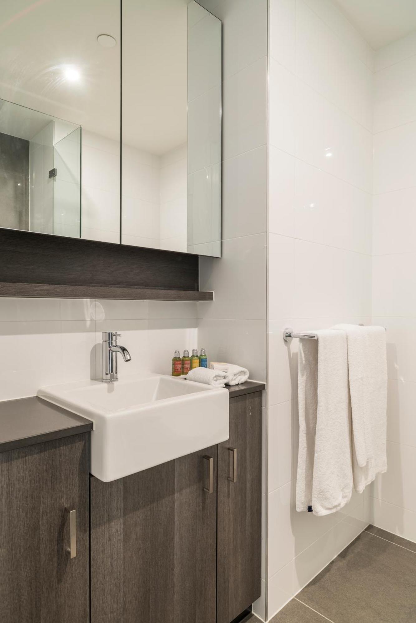 Caroline Serviced Apartments Sandringham Room photo
